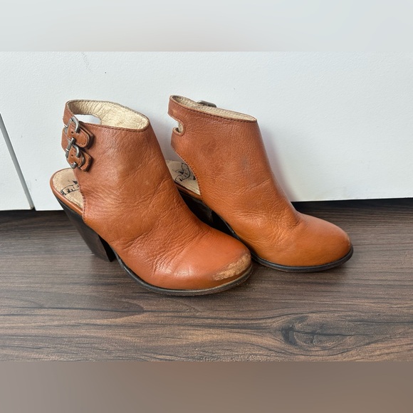 Freebird by Steven Smoke Slingback Clog Mules Tan (Size 6) - Picture 4 of 14